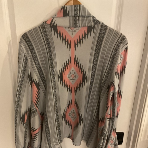 Myobe - Geometric Patterned Open Front Cardigan - Pink Gray White - Ladies 2XL - Picture 4 of 13